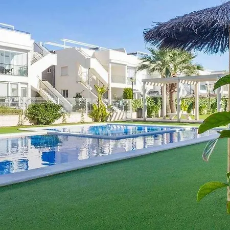 Apartamento Sol, calma y piscina disponible siempre Torrevieja