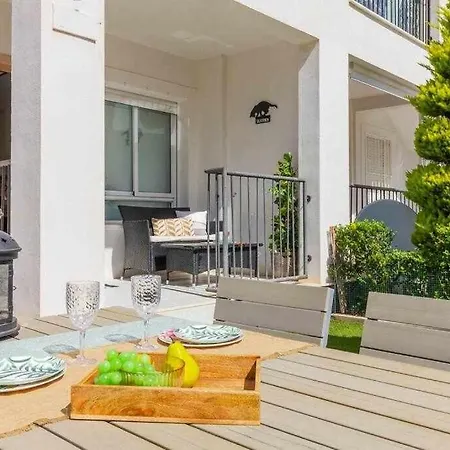 Apartamento Sol, calma y piscina disponible siempre Torrevieja