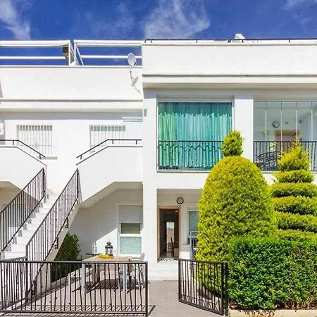 Apartment Pink Vistabella 2 아파트 또레비에하