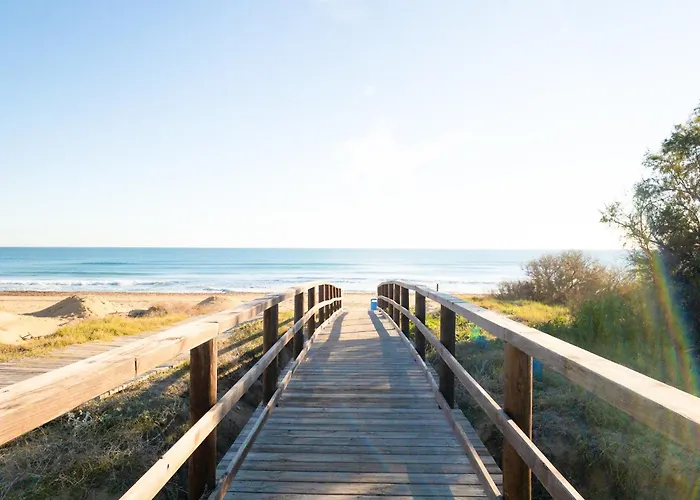 Pink Vistabella 2 Apartment